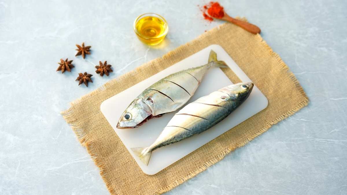 Ayla / Mackerel / Ayala / Kanankeluthi Whole